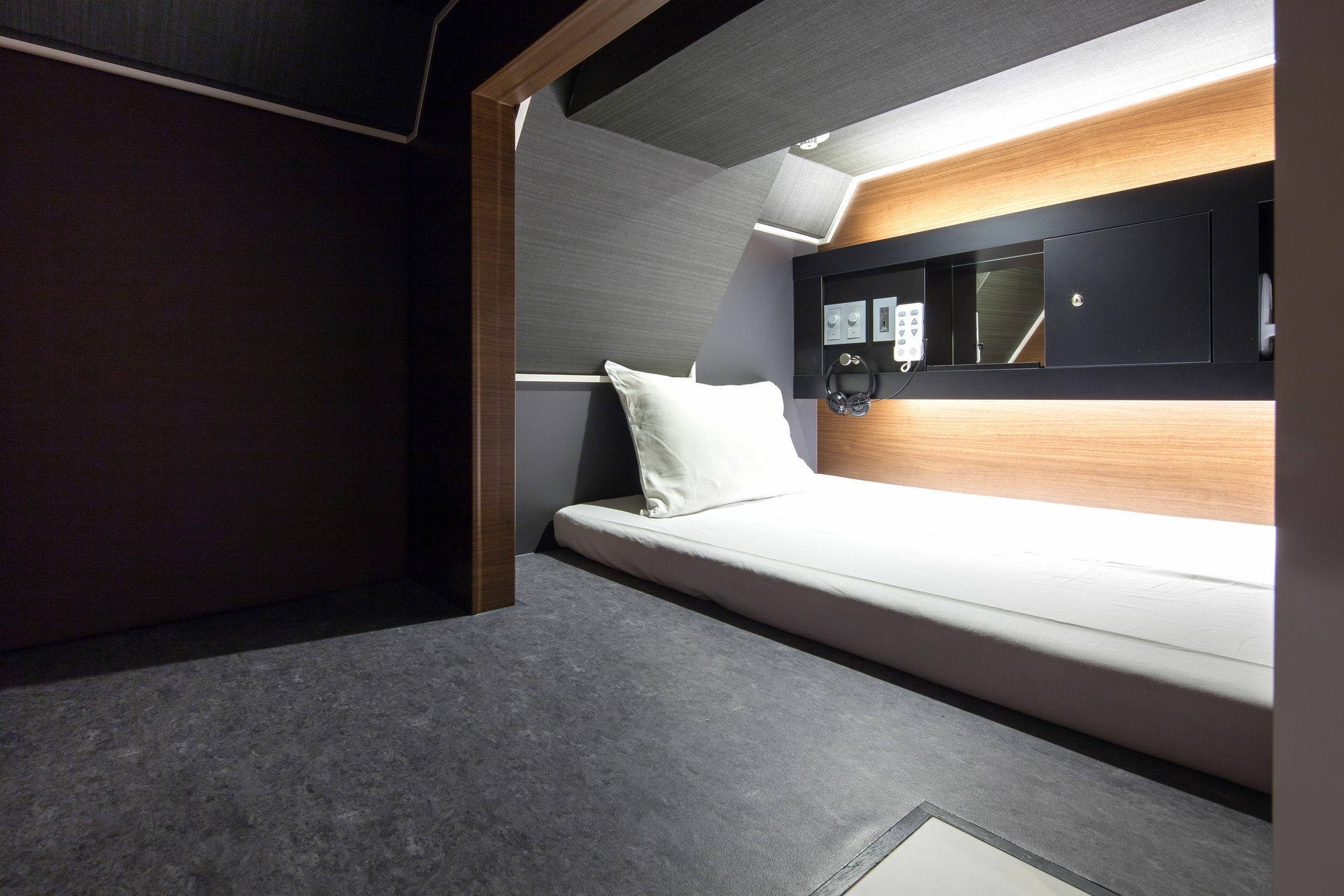 Commun Shibuya Hotel a capsule Tokyo